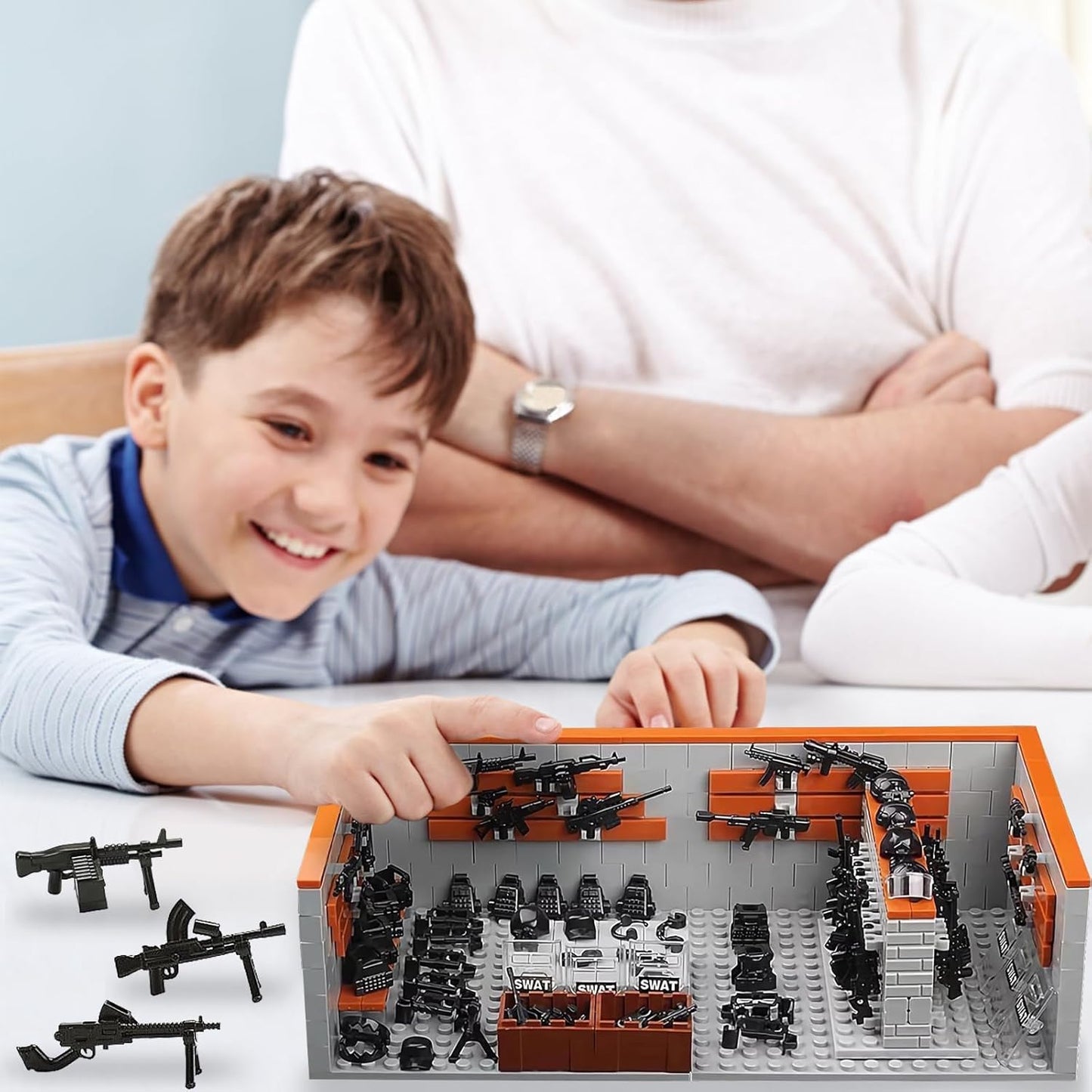 WW2 Battle Brick Army Base Building Set with Weapons Pack, 611 Pieces for Kids 8+