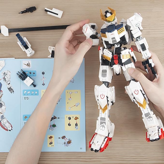 Transforming Robot Building Set for Adults, 2 in 1 City Warrior Mech & Fighter Jet Building Toy Model (952 PCS)