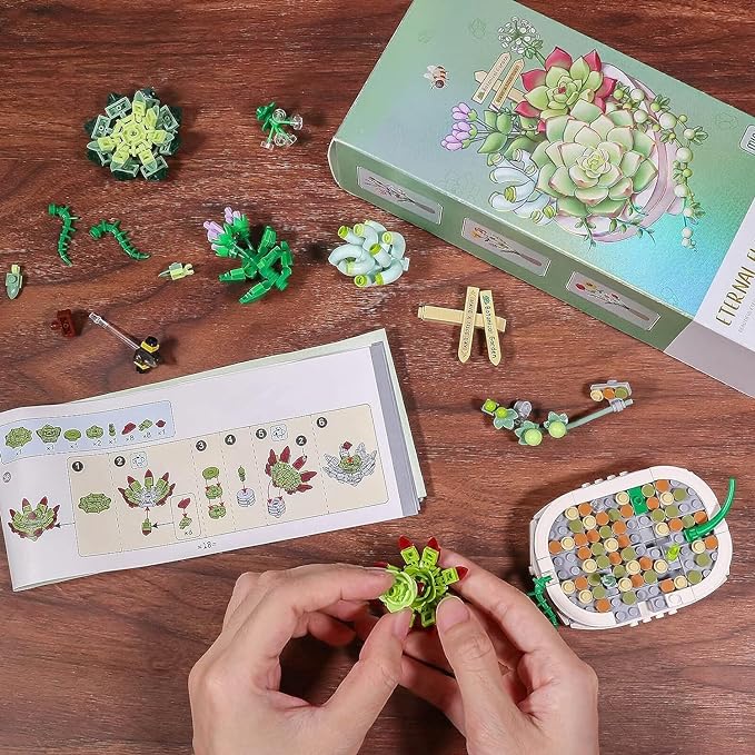 Succulent Bonsai Plant Sets, Mini Bricks Flower Botanical Building Kit (389 PCS)