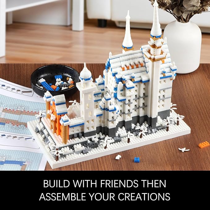 Germany Swan Stone Castle Micro Building Blocks Set, Famous World Architecture Model Creative Collection (2800 PCS)